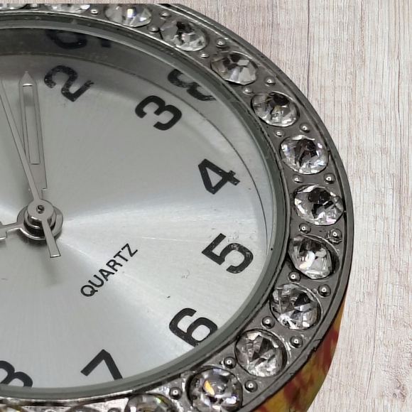 Floral Patterned Women's Watch - Picture 3 of 7